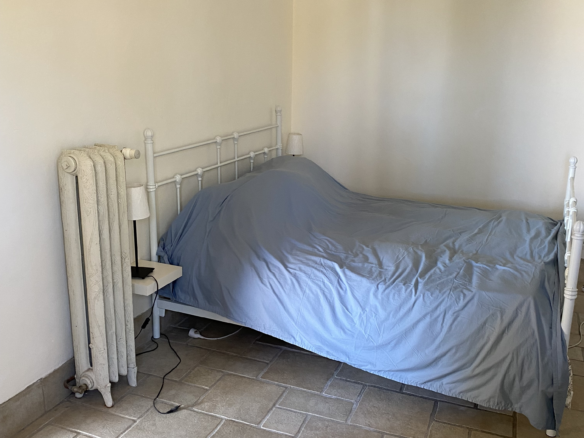 2-bedroom House In Magalas, France (143 M²)