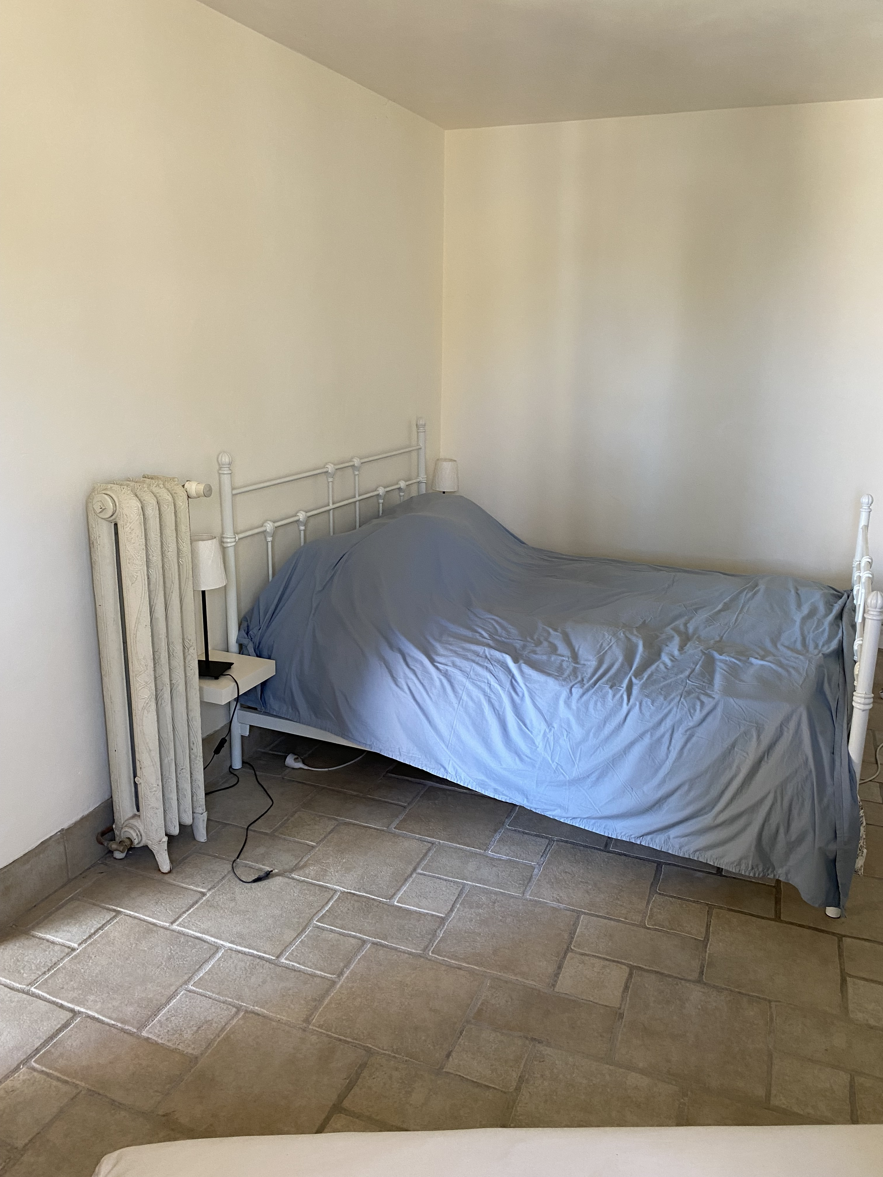 2-bedroom House In Magalas, France (143 M²)
