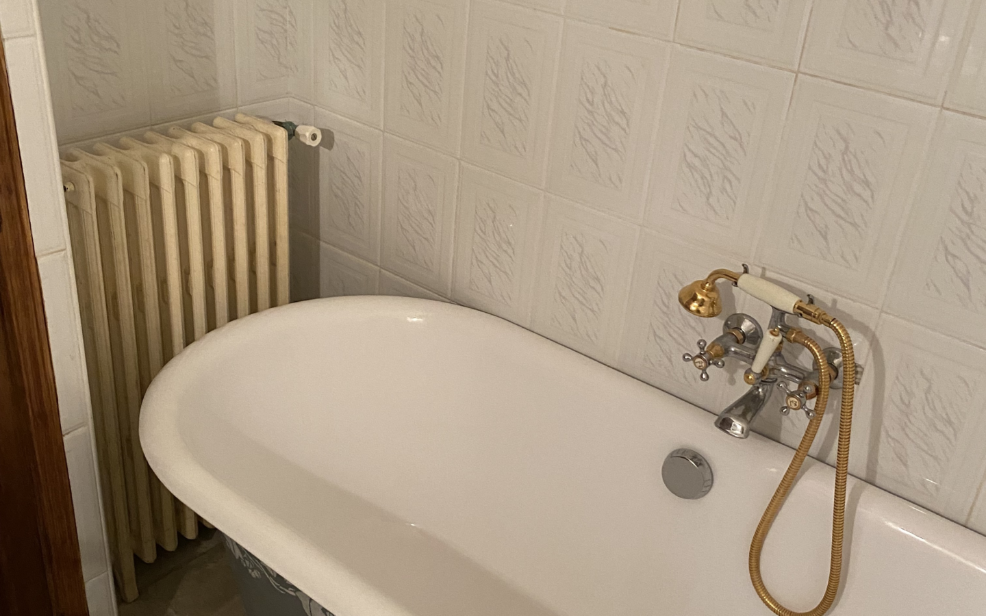 2-bedroom House In Magalas, France (143 M²)