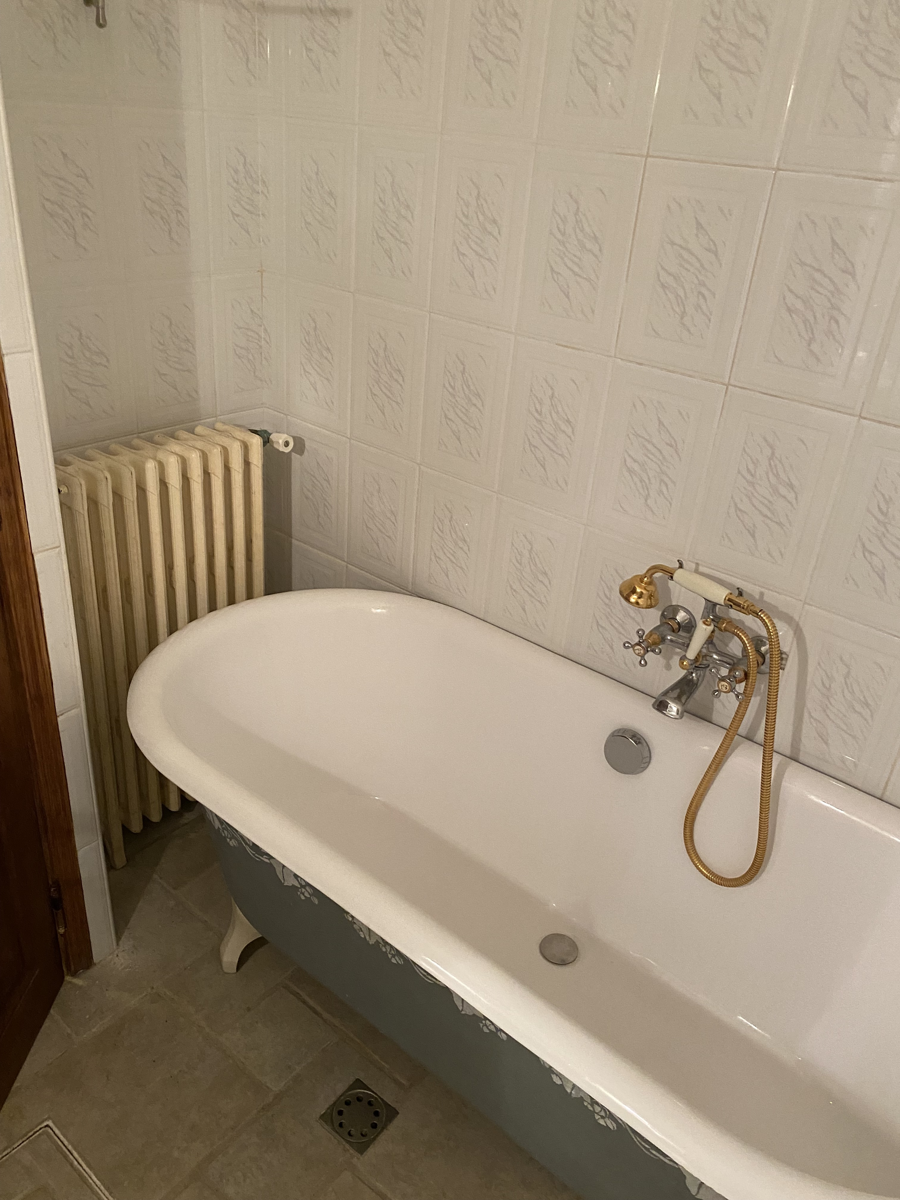 2-bedroom House In Magalas, France (143 M²)