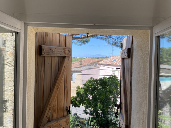 2-bedroom House In Magalas, France (143 M²)
