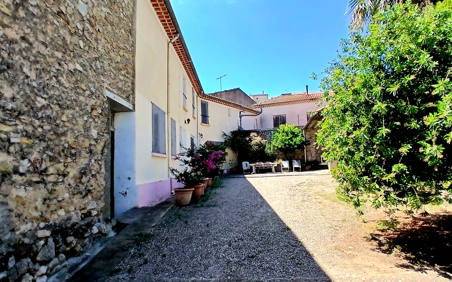 5-bedroom House In Murviel Les Beziers, France (168 M²)
