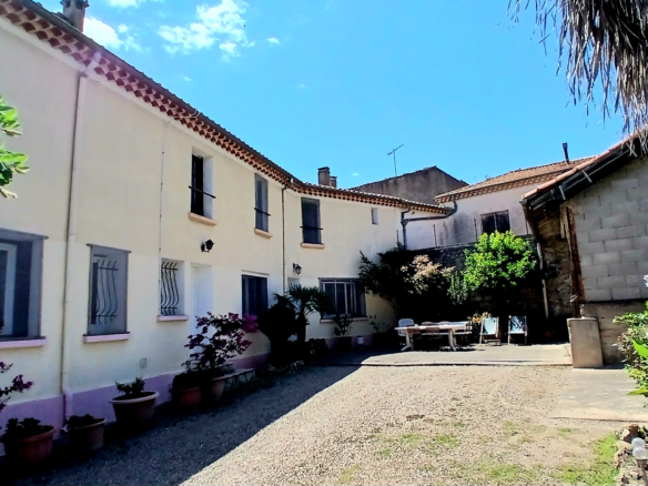 5-bedroom House In Murviel Les Beziers, France (168 M²)