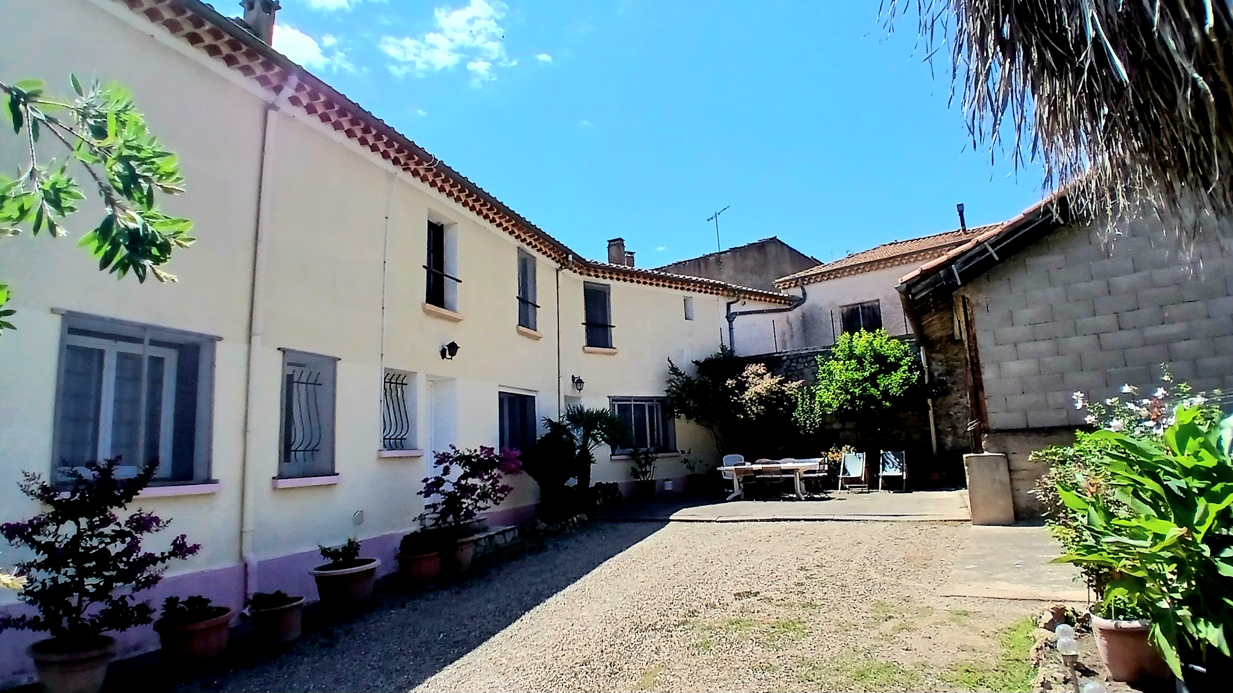 5-bedroom House In Murviel Les Beziers, France (168 M²)