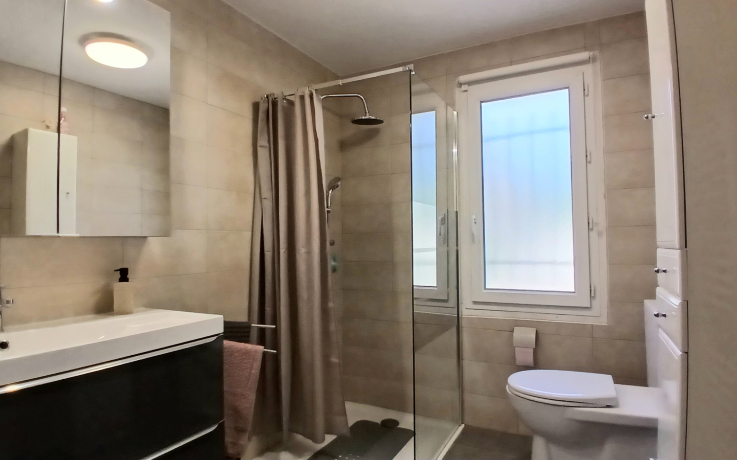 5-bedroom House In Murviel Les Beziers, France (168 M²)