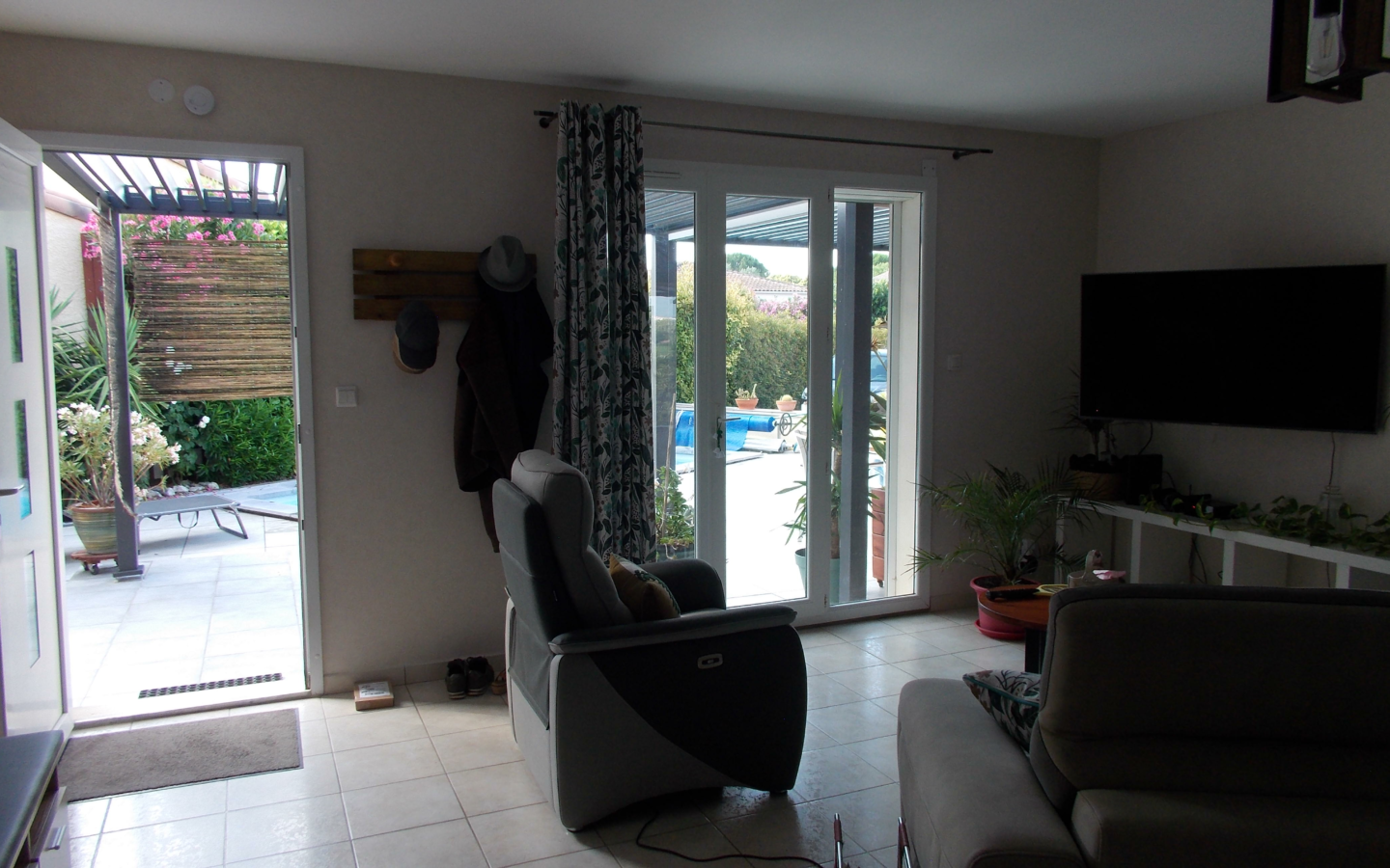 4-bedroom House In Murviel Les Beziers, France (122 M²)