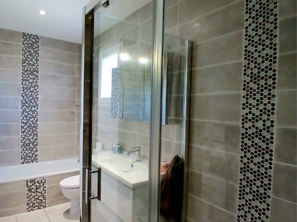 4-bedroom House In Murviel Les Beziers, France (122 M²)