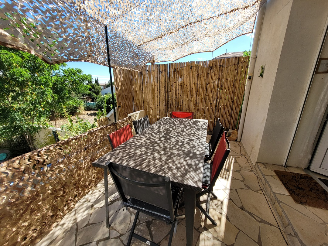 3-bedroom House In Puissalicon, France (145 M²)