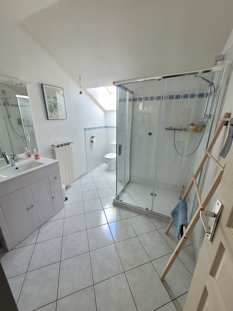 MAG399900EN-b5b53e 3-bedroom House In Puissalicon, France (145 M²)