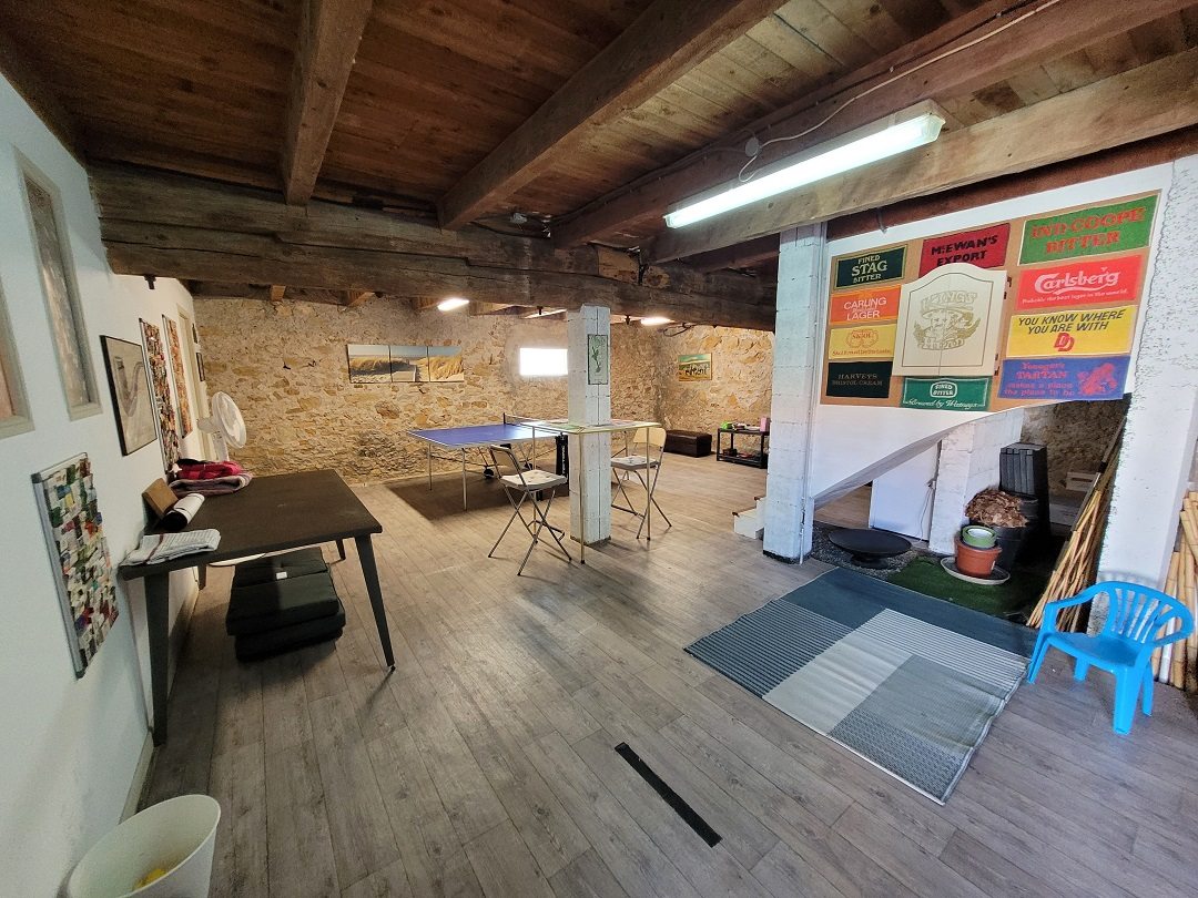 3-bedroom House In Puissalicon, France (145 M²)