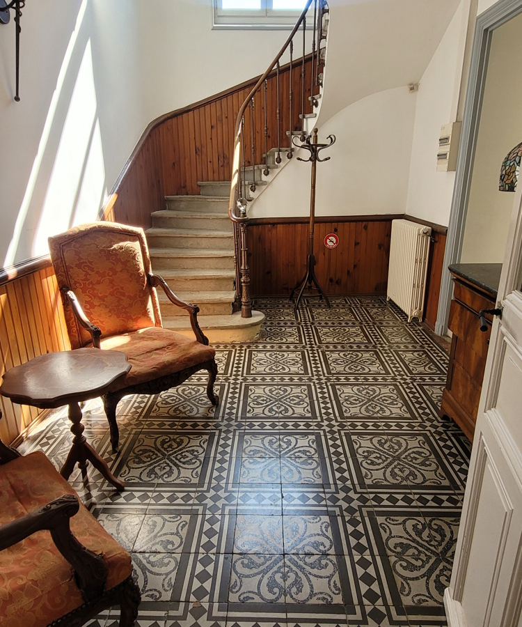 7-bedroom House In Murviel Les Beziers, France (250 M²)