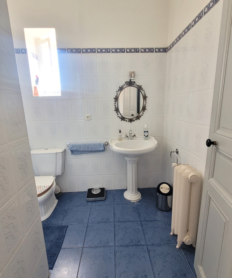 7-bedroom House In Murviel Les Beziers, France (250 M²)