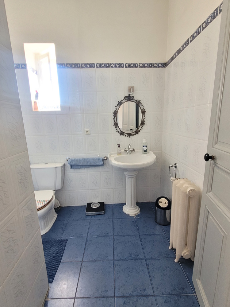 7-bedroom House In Murviel Les Beziers, France (250 M²)