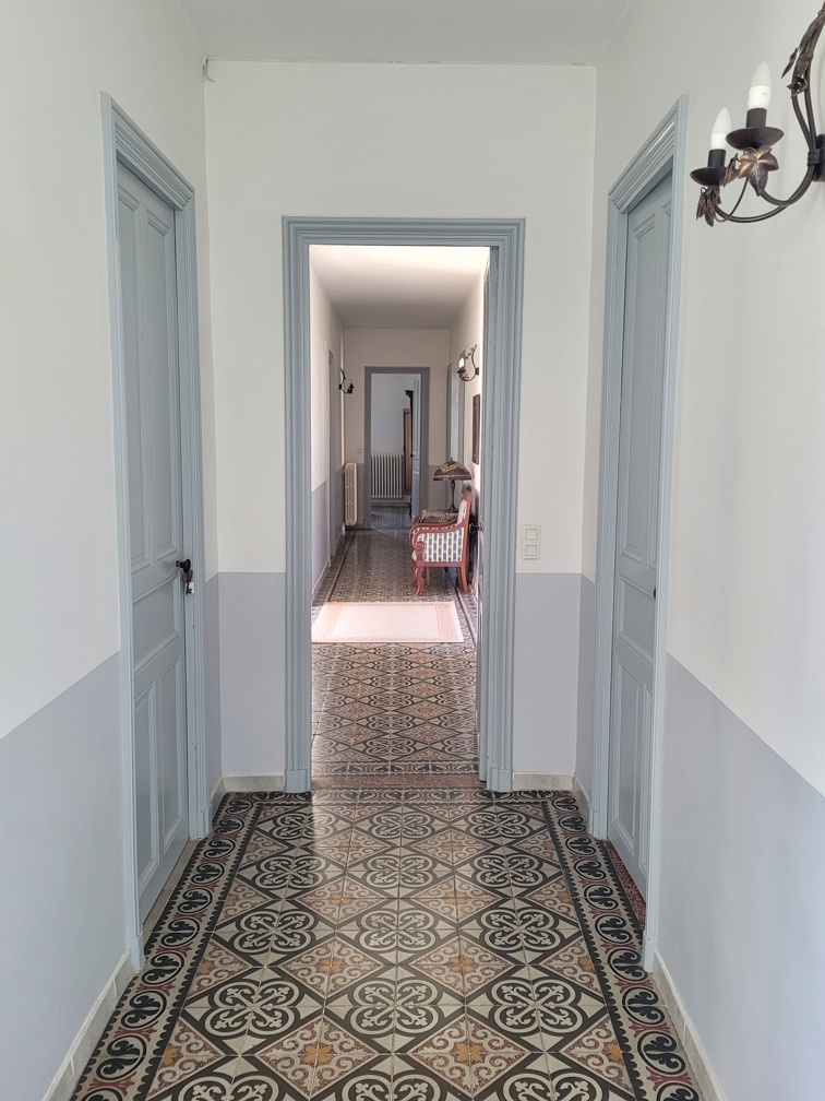 7-bedroom House In Murviel Les Beziers, France (250 M²)