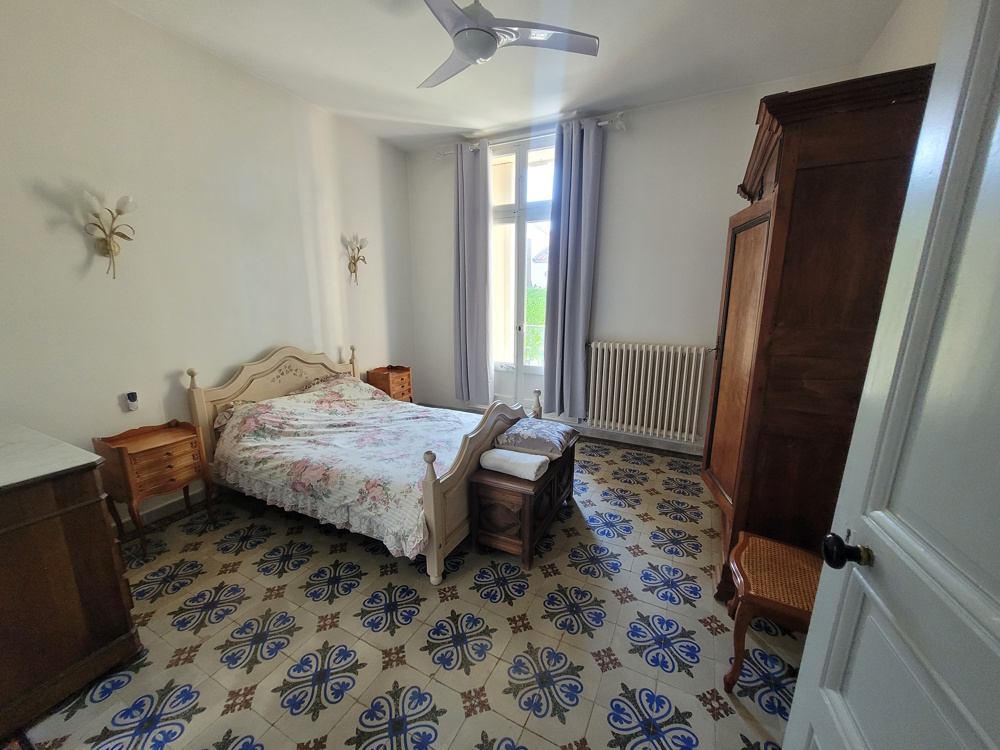 7-bedroom House In Murviel Les Beziers, France (250 M²)