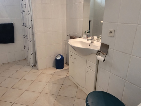 7-bedroom House In Murviel Les Beziers, France (250 M²)