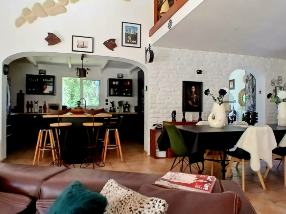 4-bedroom Detached House In Murviel Les Beziers, France (222 M²)