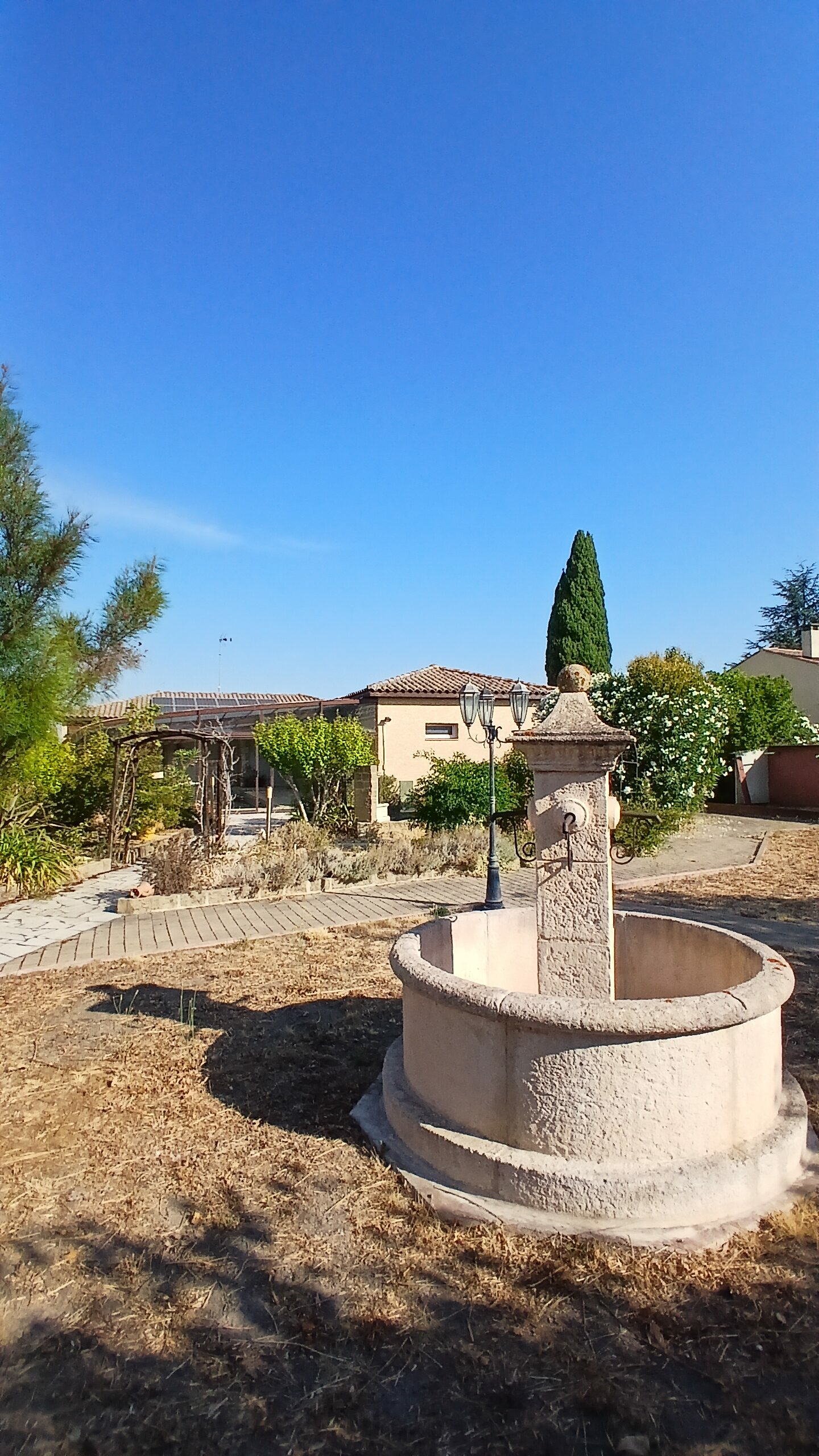 MAR702000EC-1-rotated-5d42ed 4-bedroom Detached House In Maureilhan, France (130 M²)