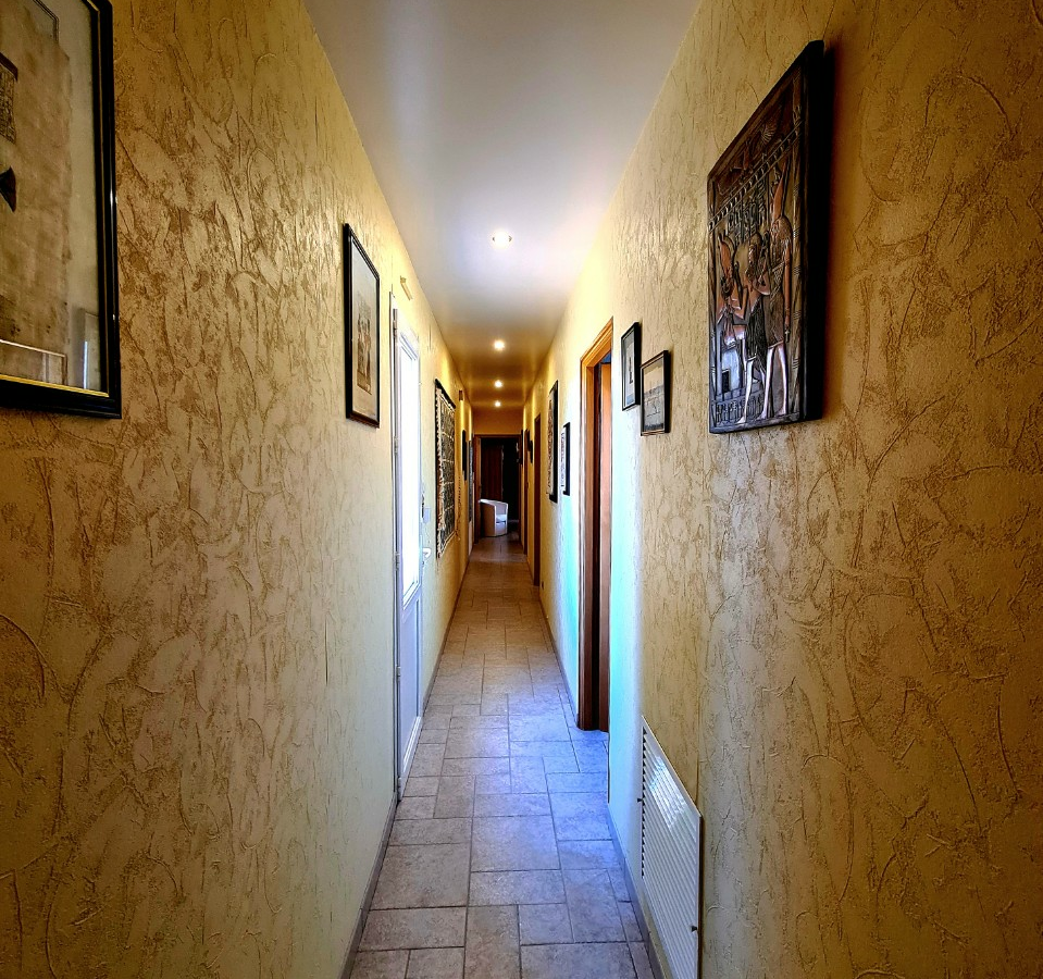 4-bedroom Detached House In Maureilhan, France (130 M²)