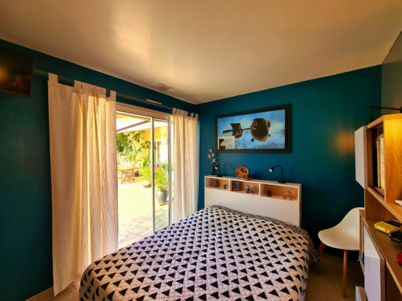 4-bedroom Detached House In Maureilhan, France (130 M²)