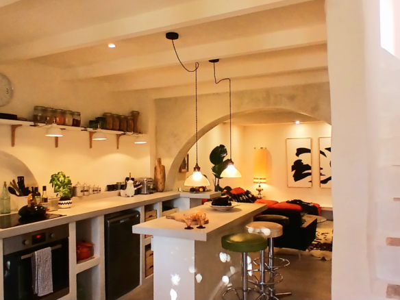 2-bedroom House In Meze, France (70 M²)