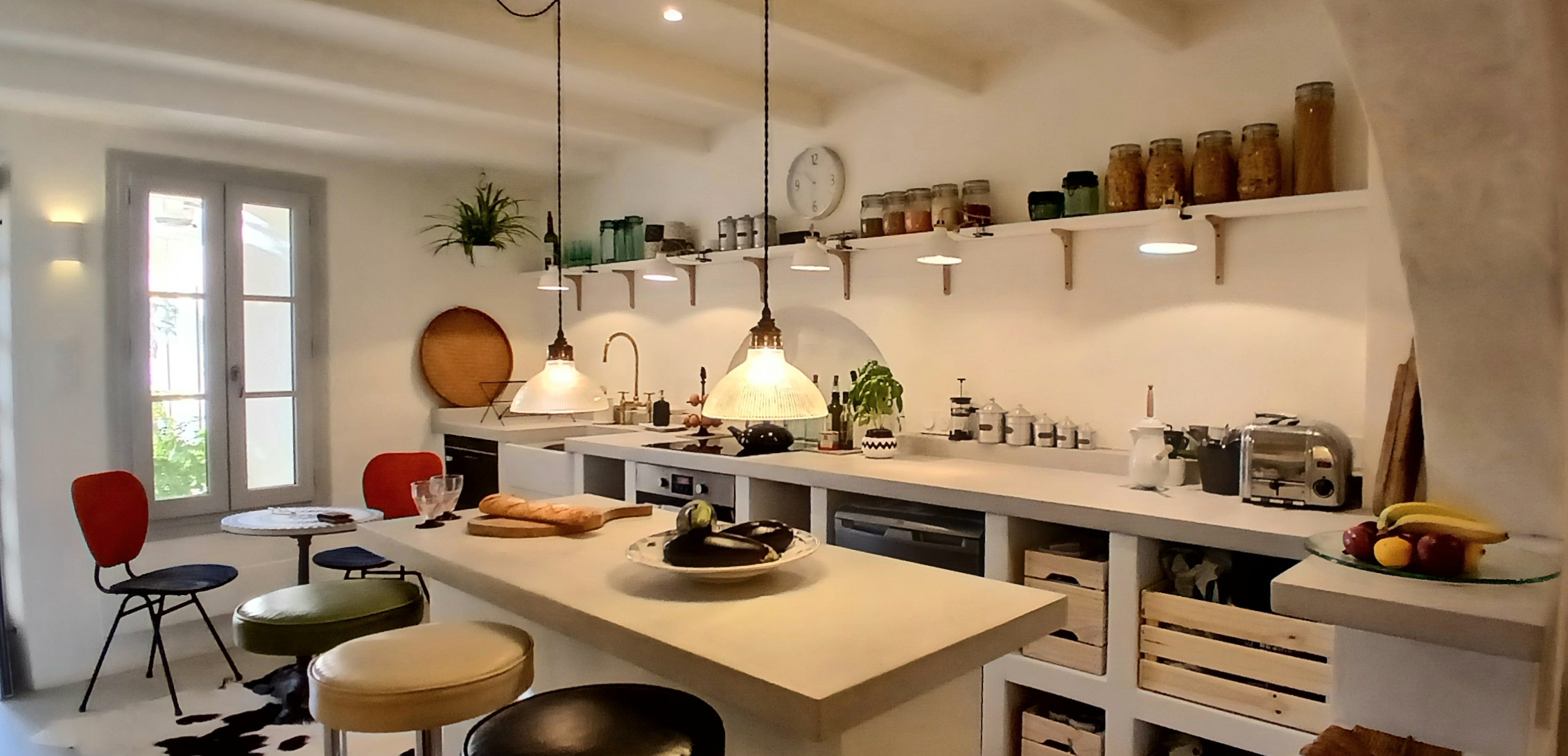 2-bedroom House In Meze, France (70 M²)