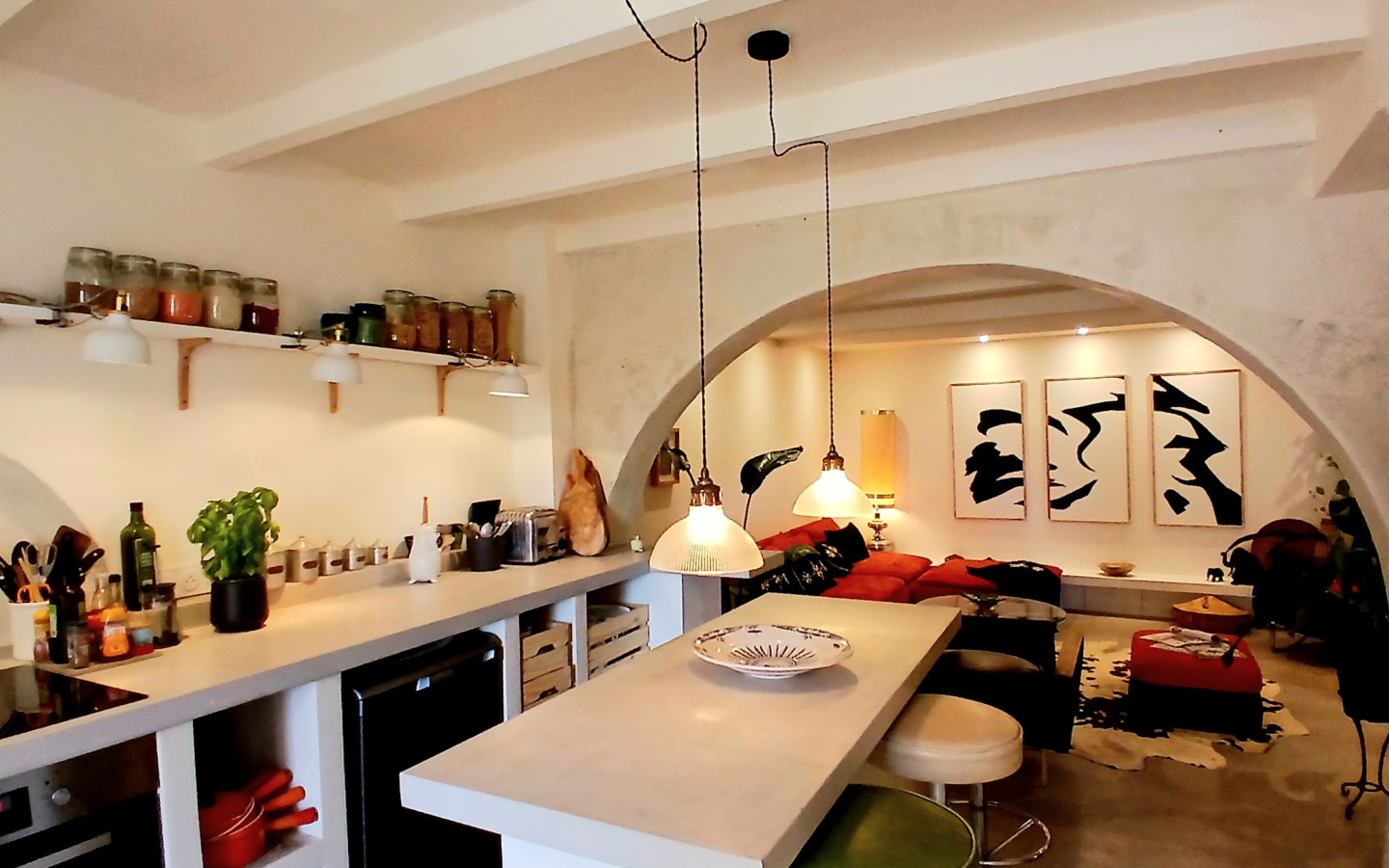 2-bedroom House In Meze, France (70 M²)