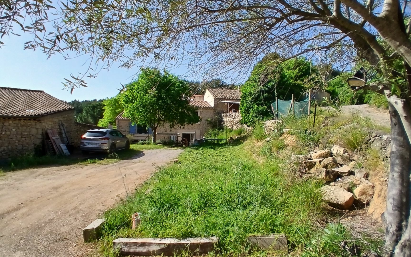 3-bedroom Property In Magalas, France (175 M²)