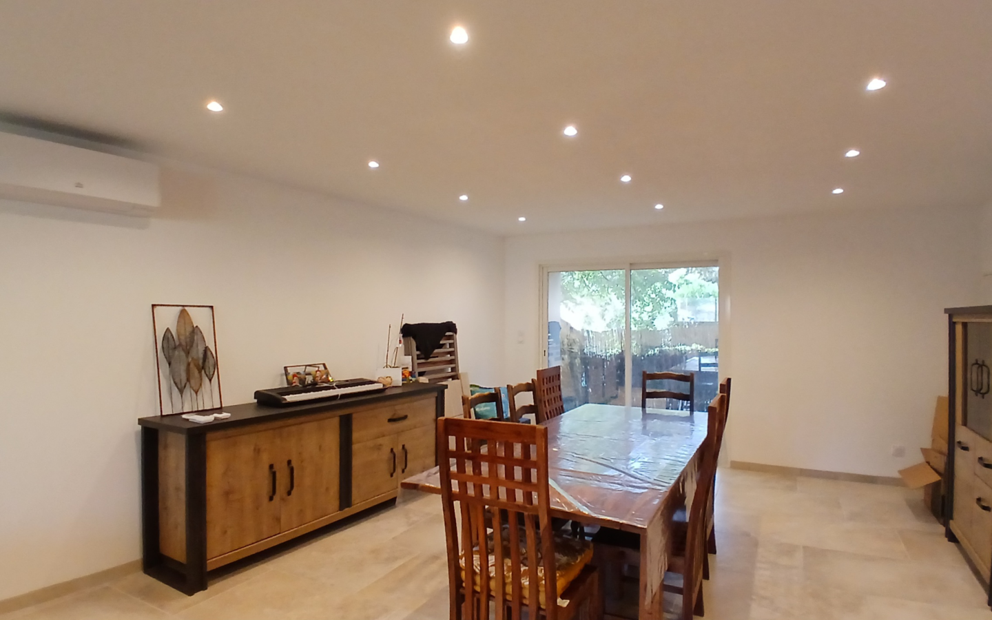 3-bedroom Property In Magalas, France (175 M²)