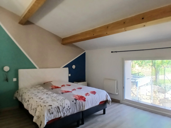 3-bedroom Property In Magalas, France (175 M²)