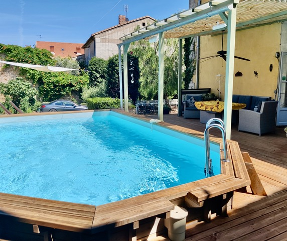 7-bedroom House In Thezan Les Beziers, France (430 M²)