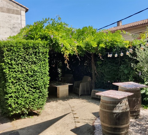 7-bedroom House In Thezan Les Beziers, France (430 M²)