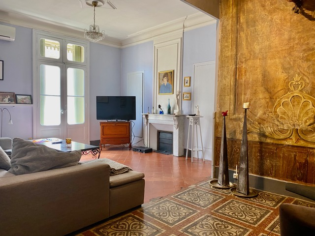 7-bedroom House In Thezan Les Beziers, France (430 M²)