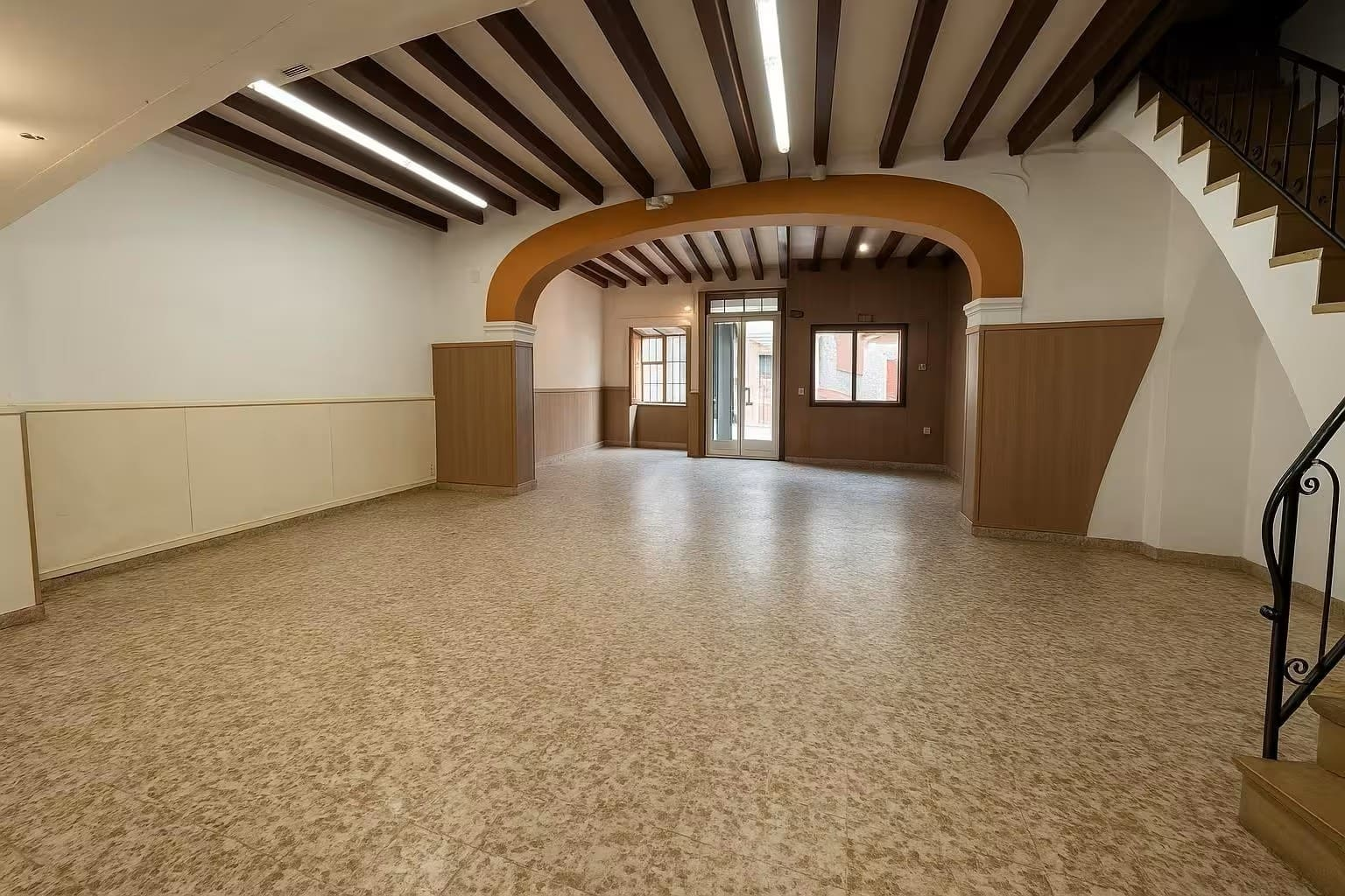 6-bedroom Village House In Mancor De La Vall, Spain (278 M²)