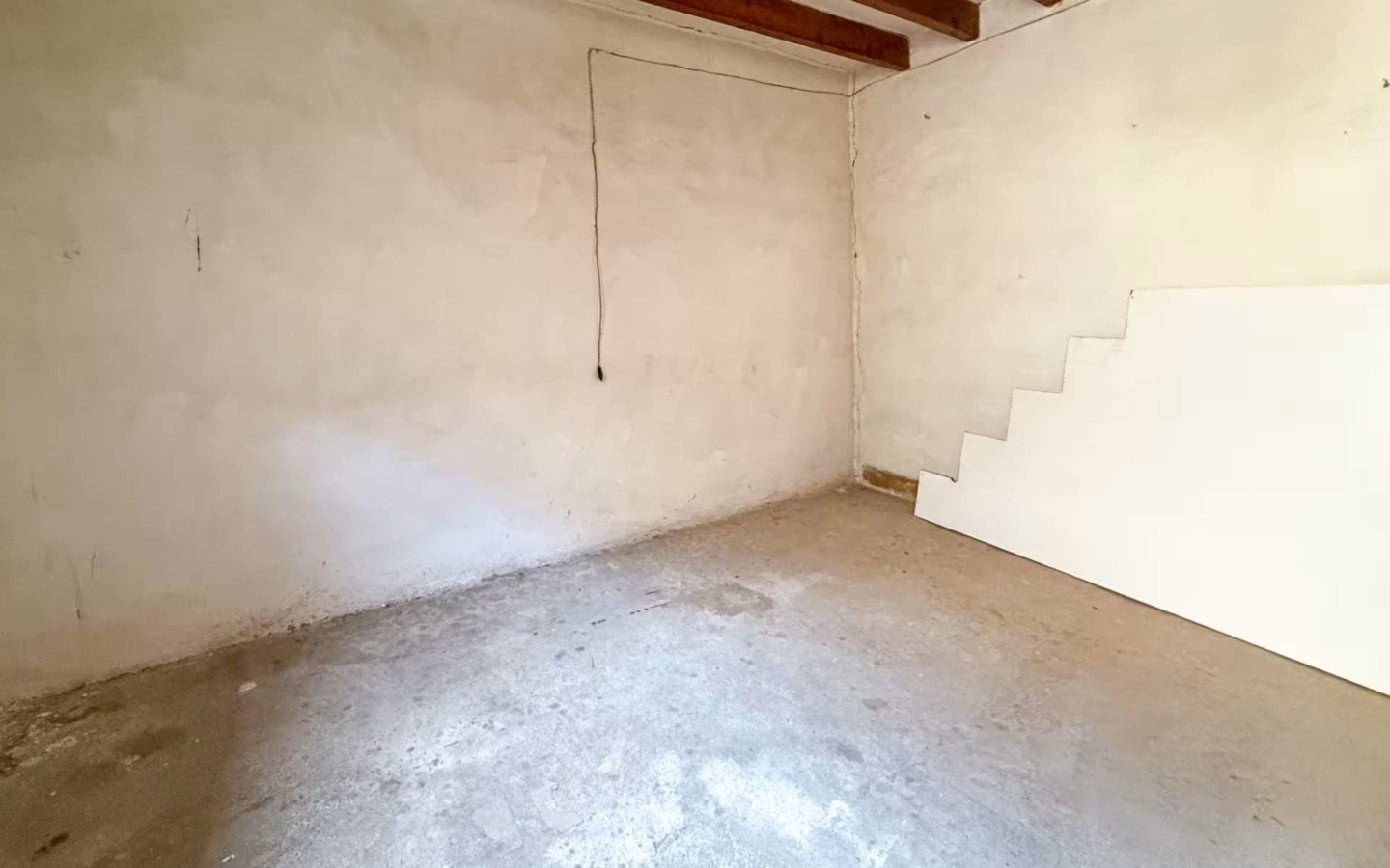 6-bedroom Village House In Mancor De La Vall, Spain (278 M²)