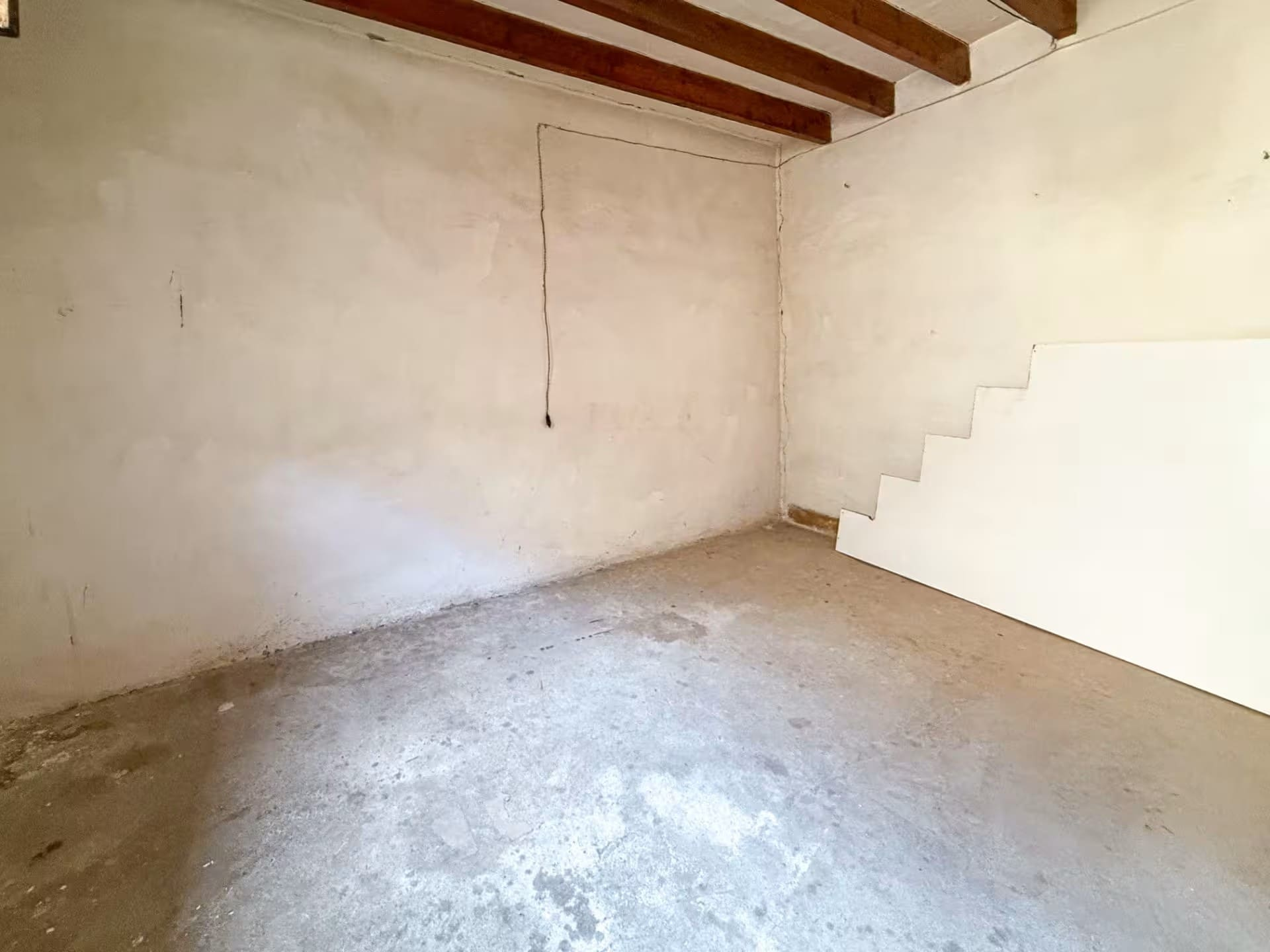 6-bedroom Village House In Mancor De La Vall, Spain (278 M²)