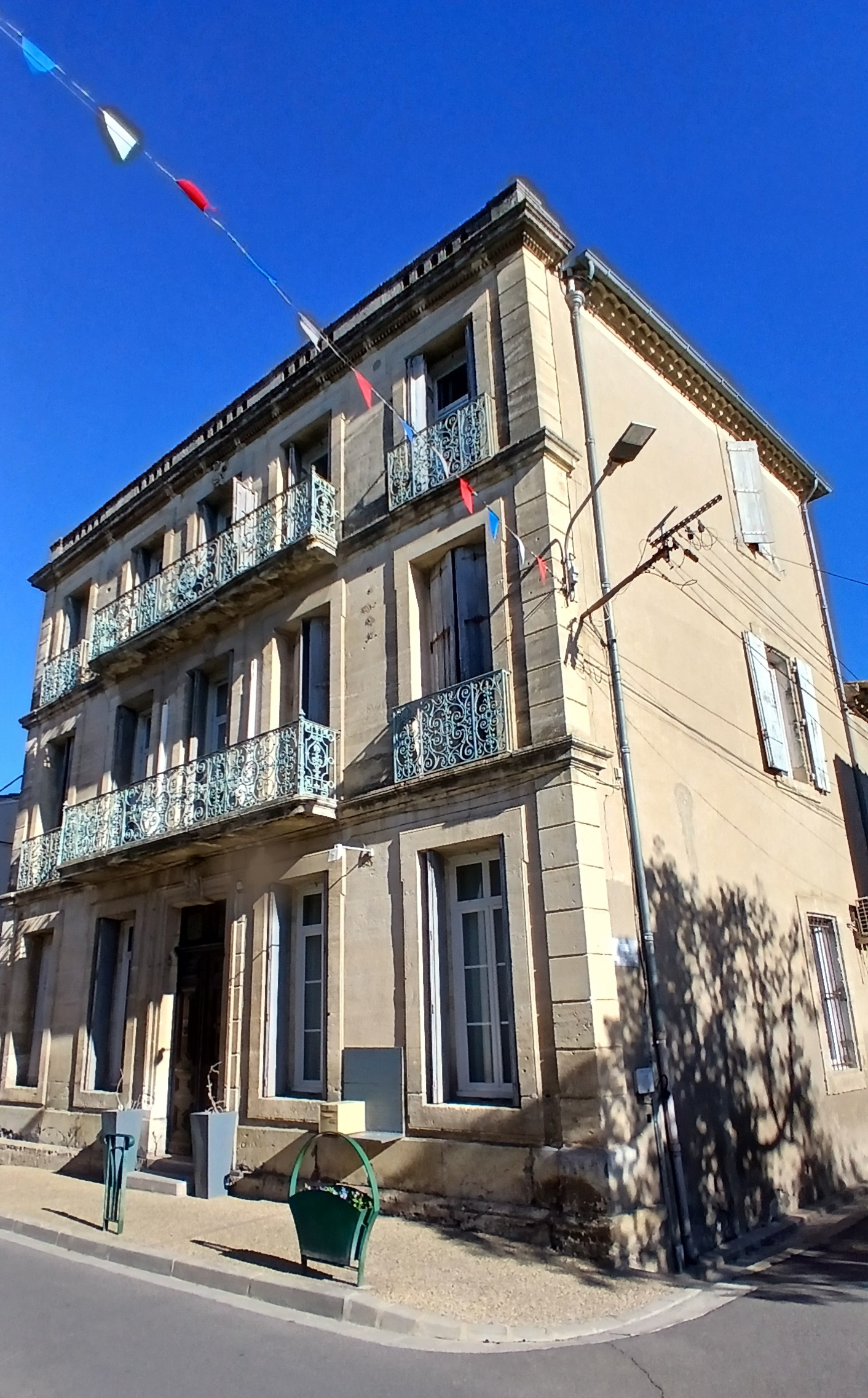8-bedroom House In Nissan-lez-enserune, France (400 M²)