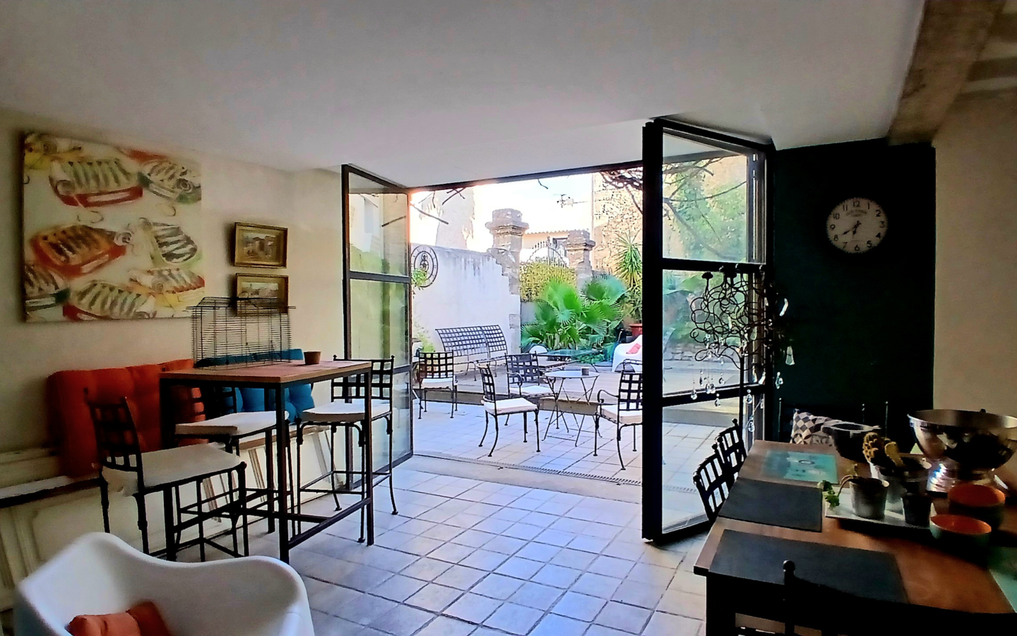 8-bedroom House In Nissan-lez-enserune, France (400 M²)