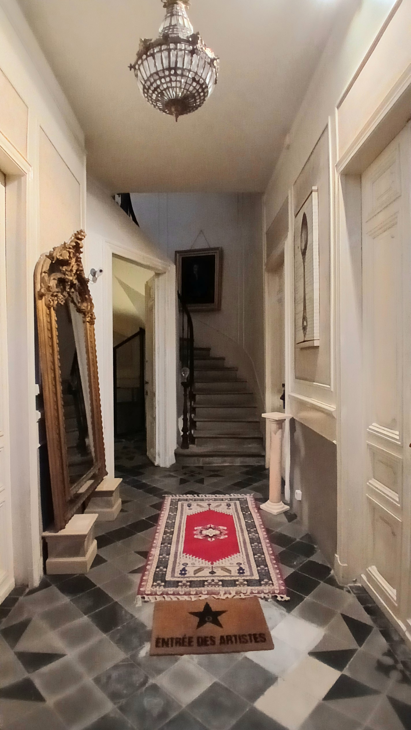 8-bedroom House In Nissan-lez-enserune, France (400 M²)