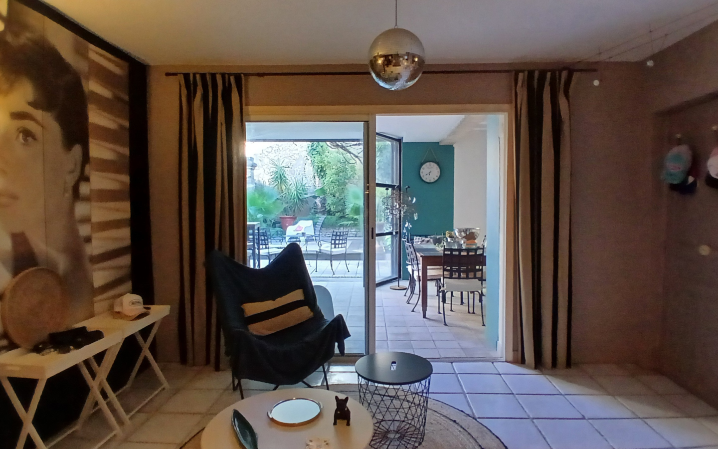 8-bedroom House In Nissan-lez-enserune, France (400 M²)