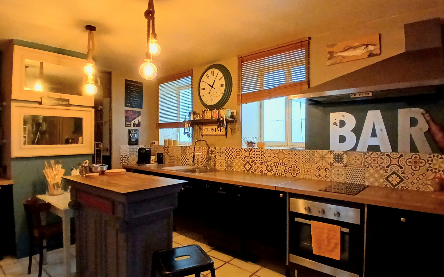 8-bedroom House In Nissan-lez-enserune, France (400 M²)