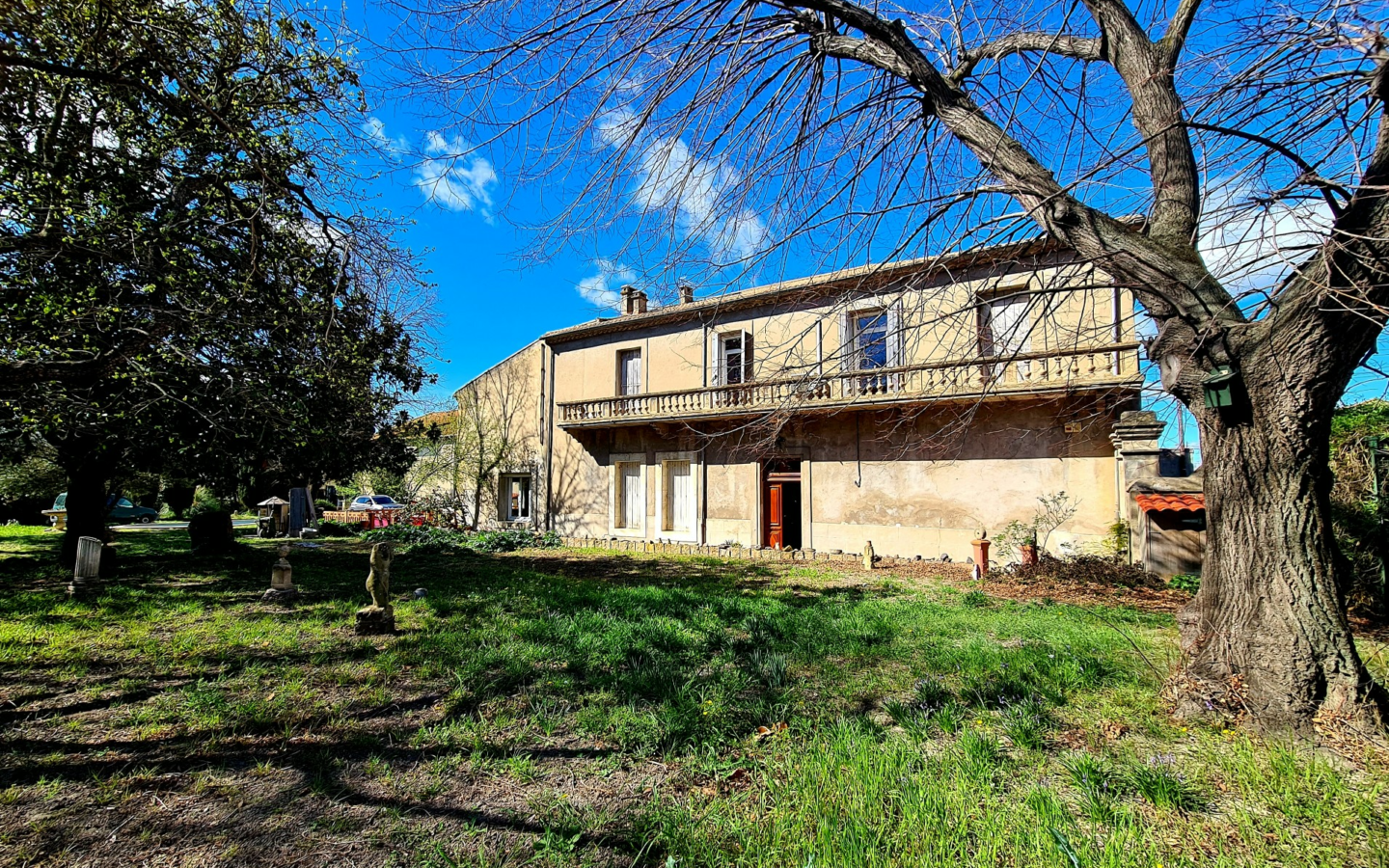 6-bedroom House In Beziers, France (311 M²)