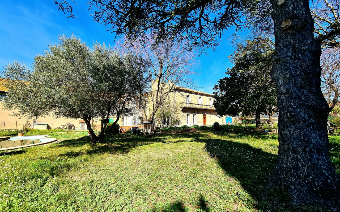 6-bedroom House In Beziers, France (311 M²)