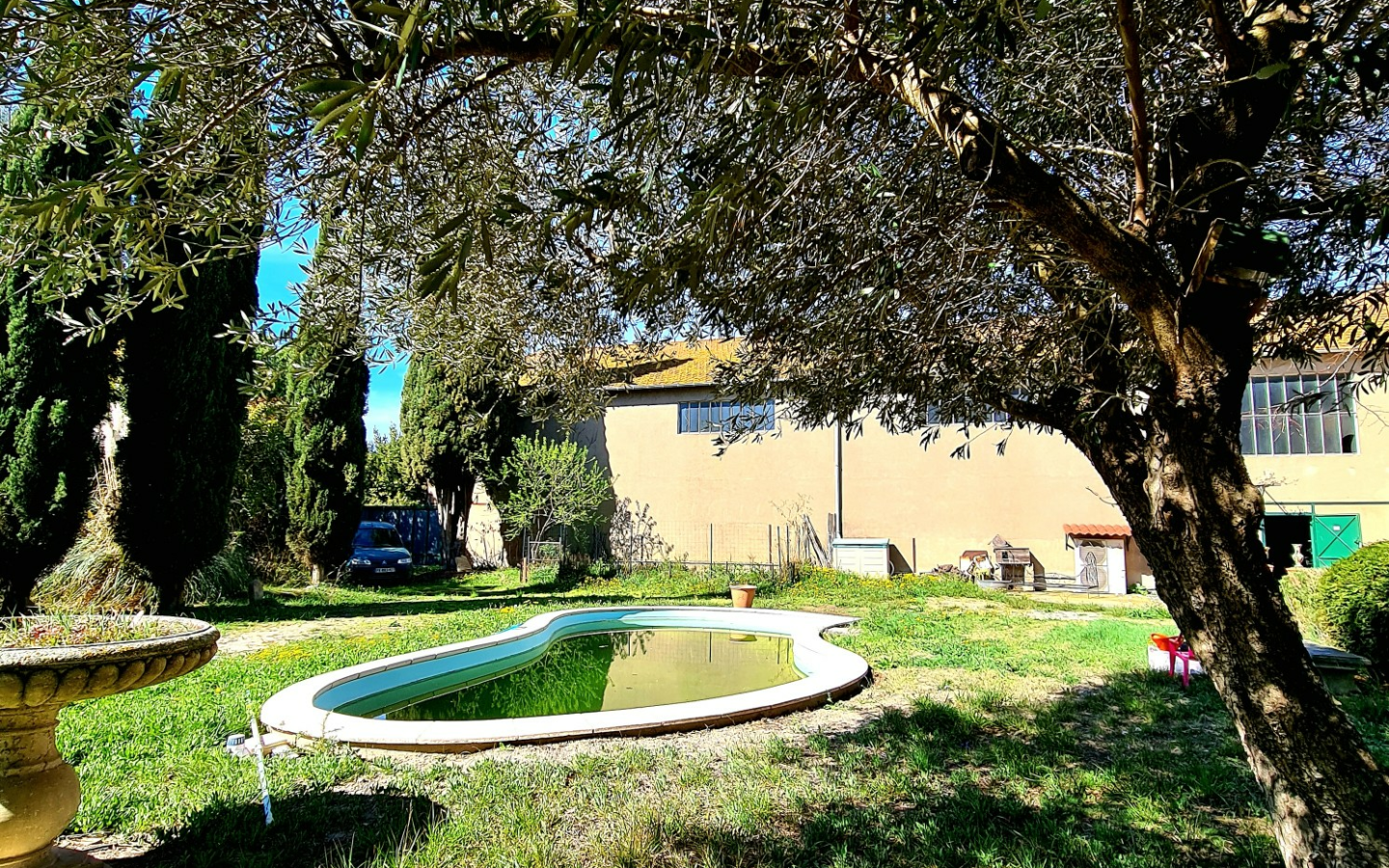 6-bedroom House In Beziers, France (311 M²)