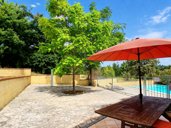 5-bedroom Detached House In Pezenas, France (153 M²)