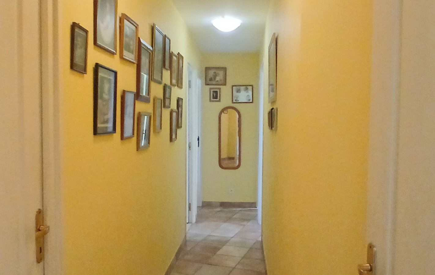 5-bedroom Detached House In Pezenas, France (153 M²)