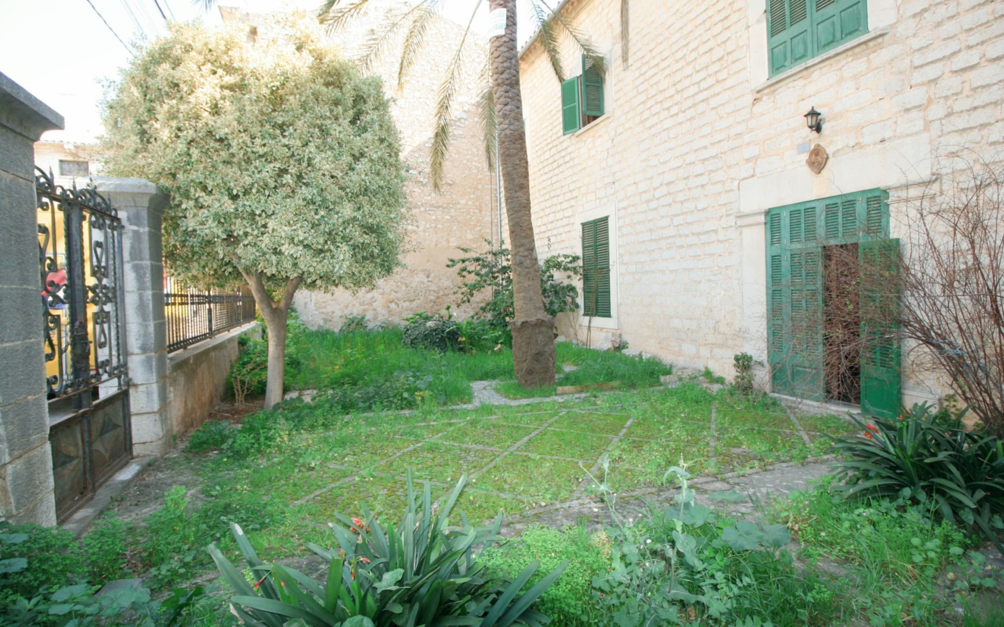 8-bedroom Village House In Binissalem, Spain (610 M²)