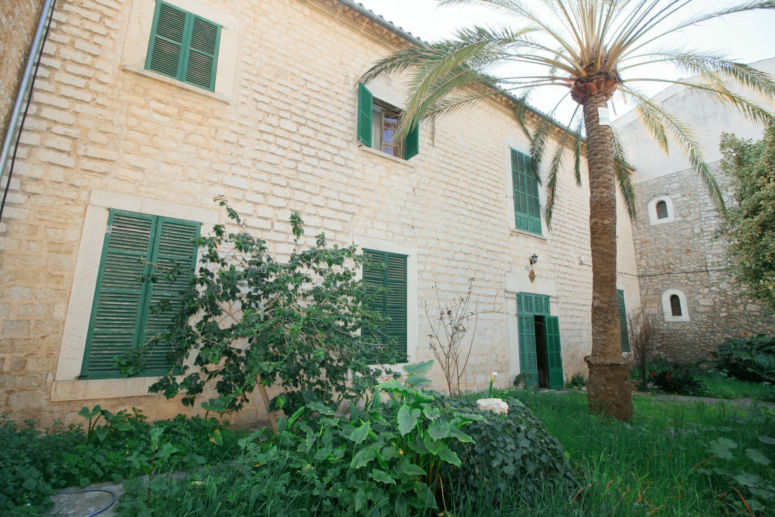 8-bedroom Village House In Binissalem, Spain (610 M²)