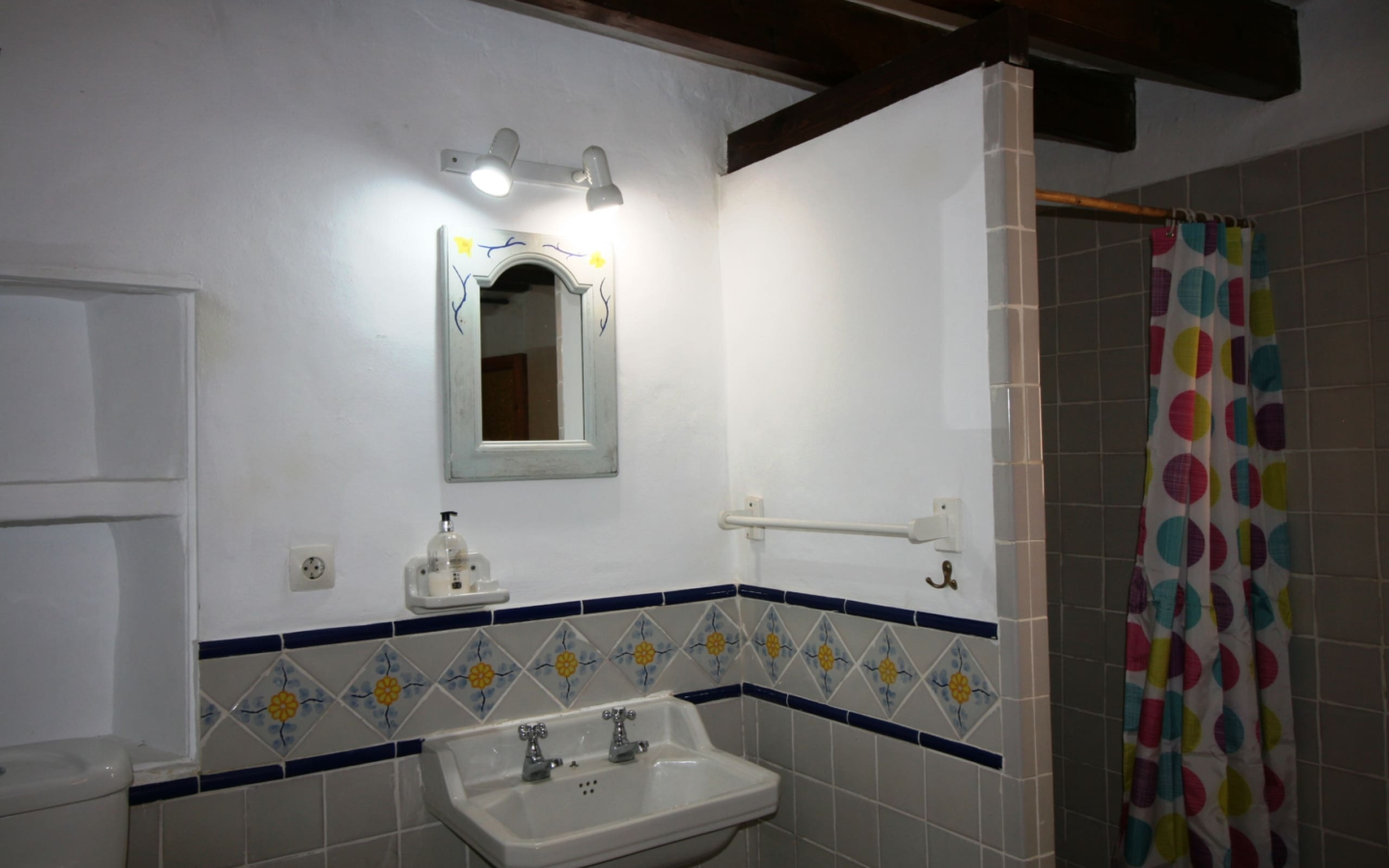 3-bedroom Village House In Santa Maria Del Cami, Spain (200 M²)