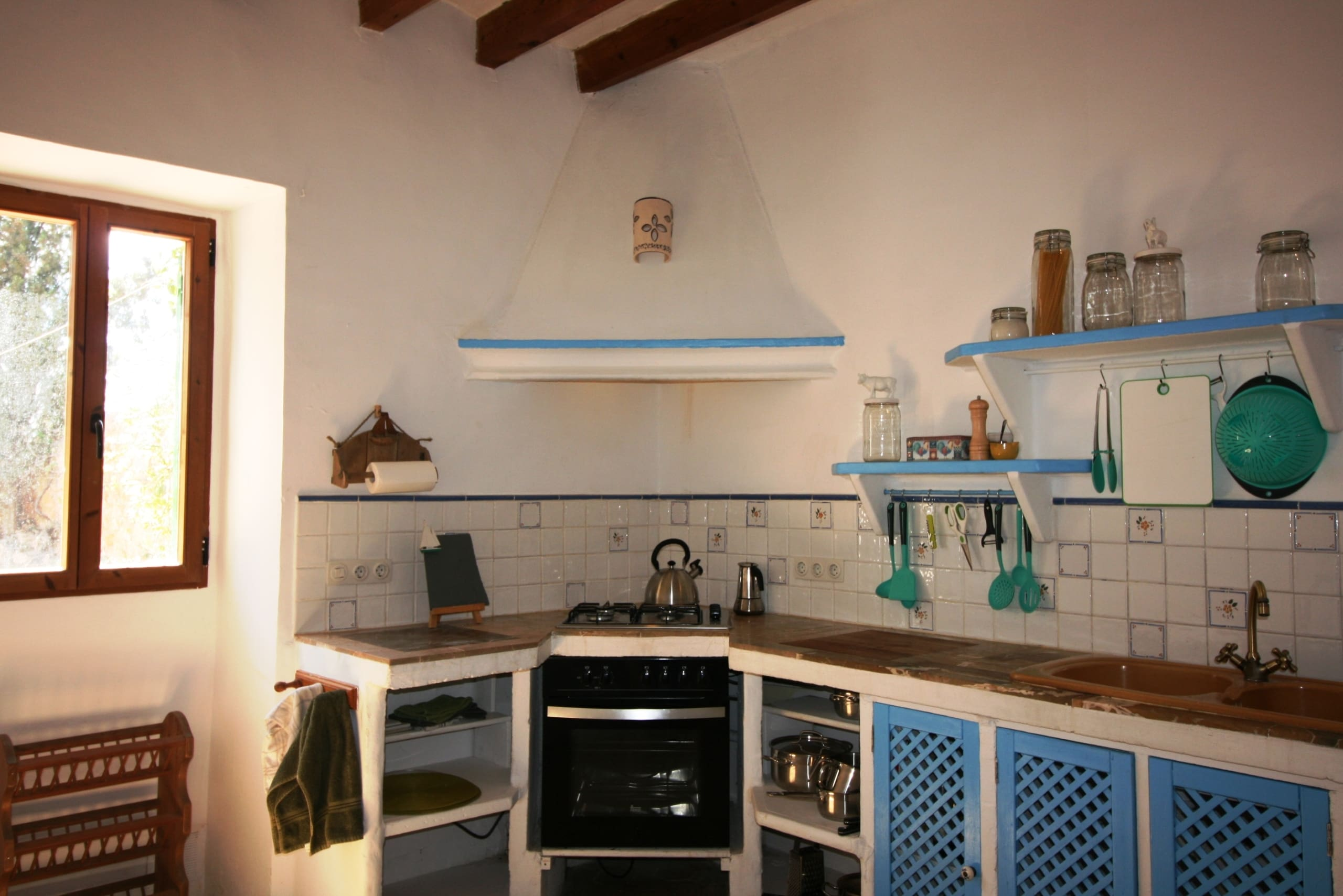 3-bedroom Village House In Santa Maria Del Cami, Spain (200 M²)